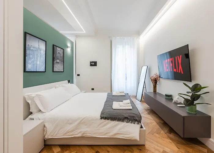 Central Modern 3-Room Flat - Near Metro & Park