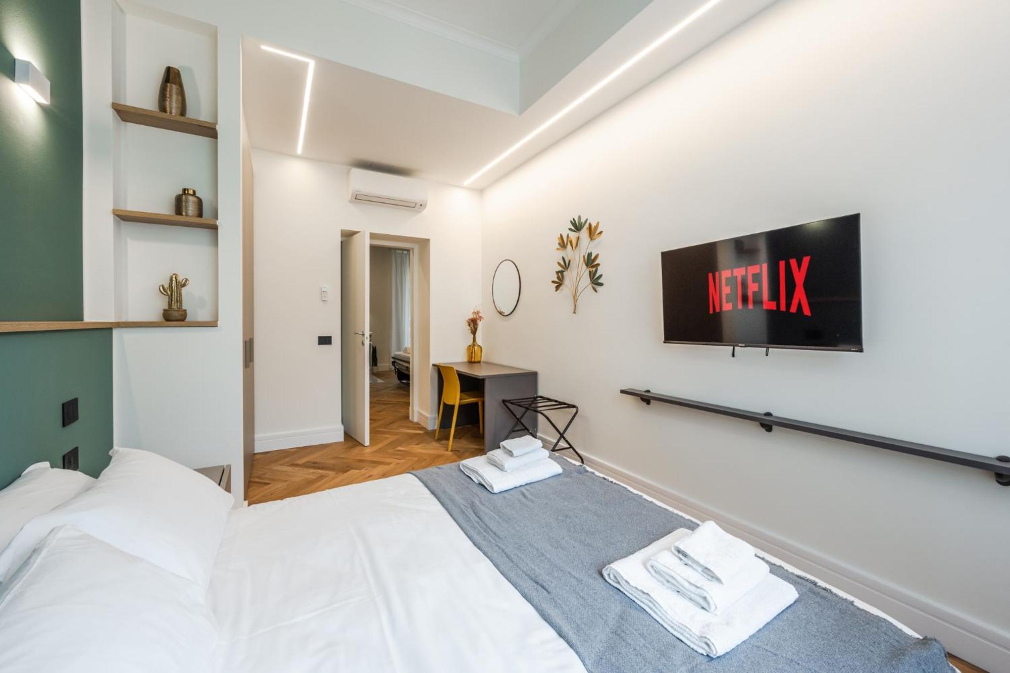Modern 3-room Flat - Near Metro & Park Milão