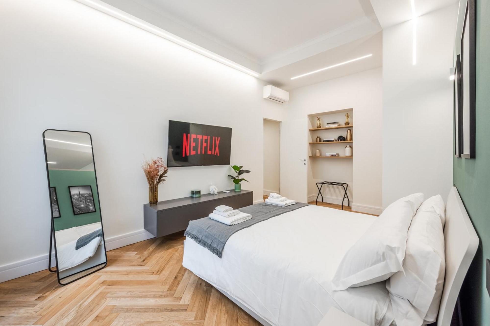 Modern 3-room Flat - Near Metro & Park Apartamento *